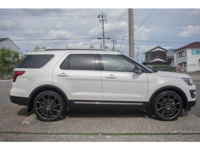 EXPLORER