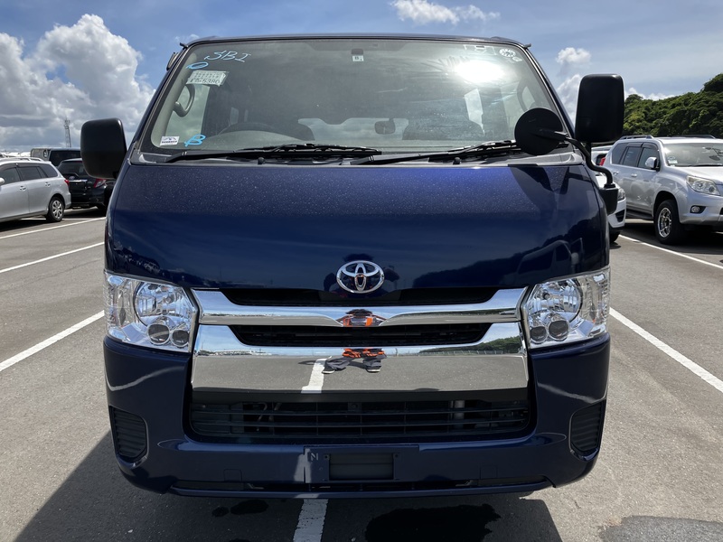 HIACE VAN