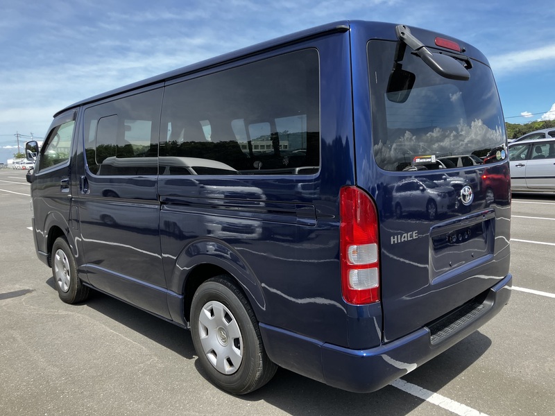 HIACE VAN