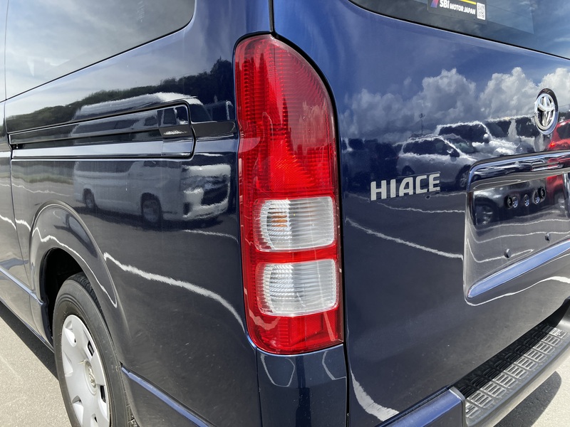 HIACE VAN