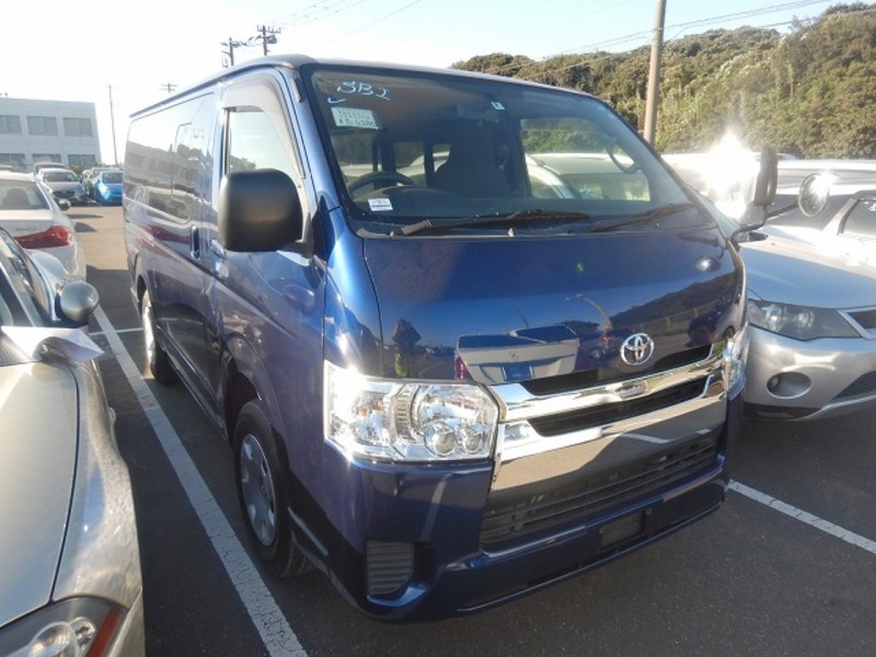 HIACE VAN