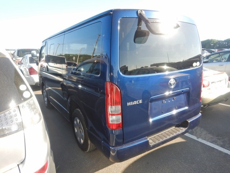 HIACE VAN