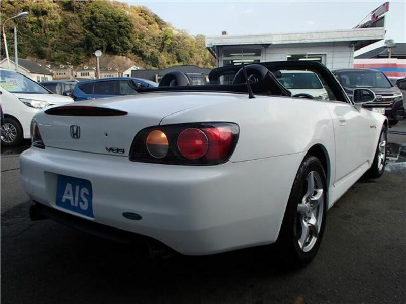S2000