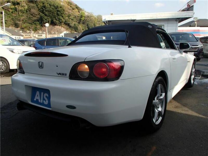S2000