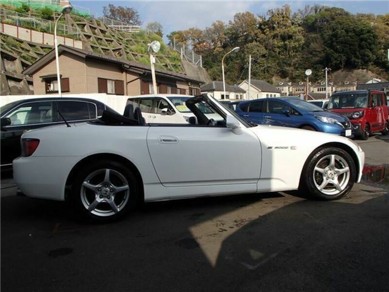 S2000