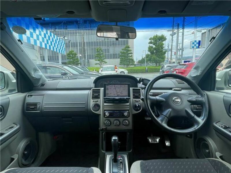 X-TRAIL-1