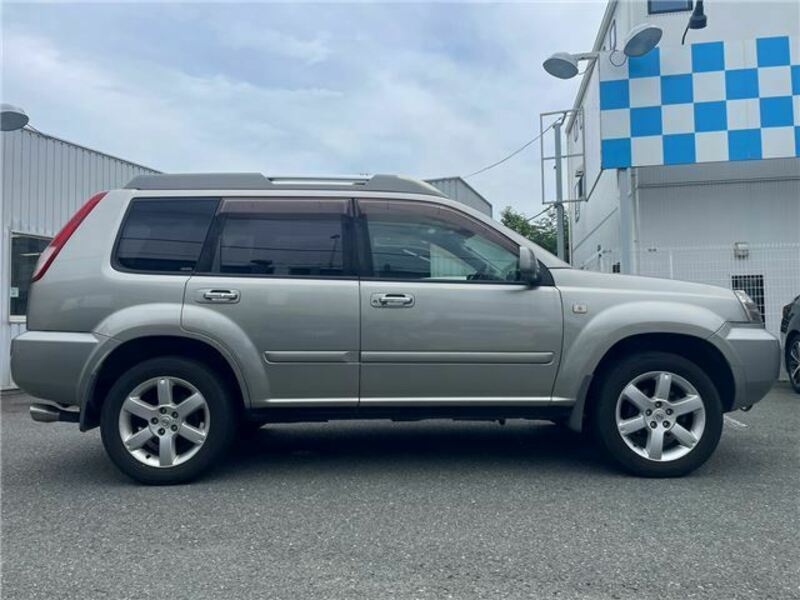 X-TRAIL-2