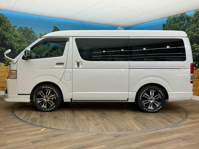 HIACE WAGON