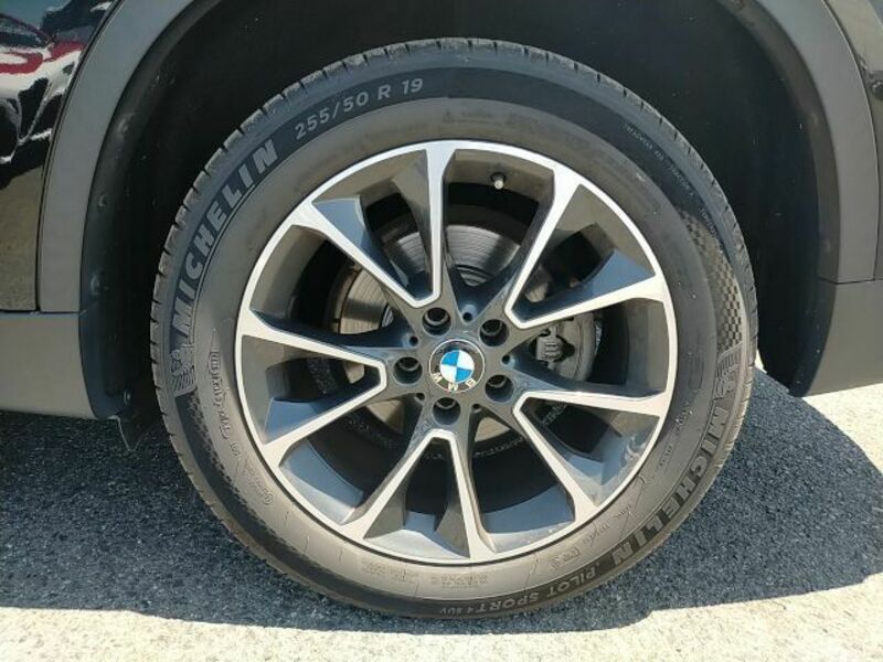 X5