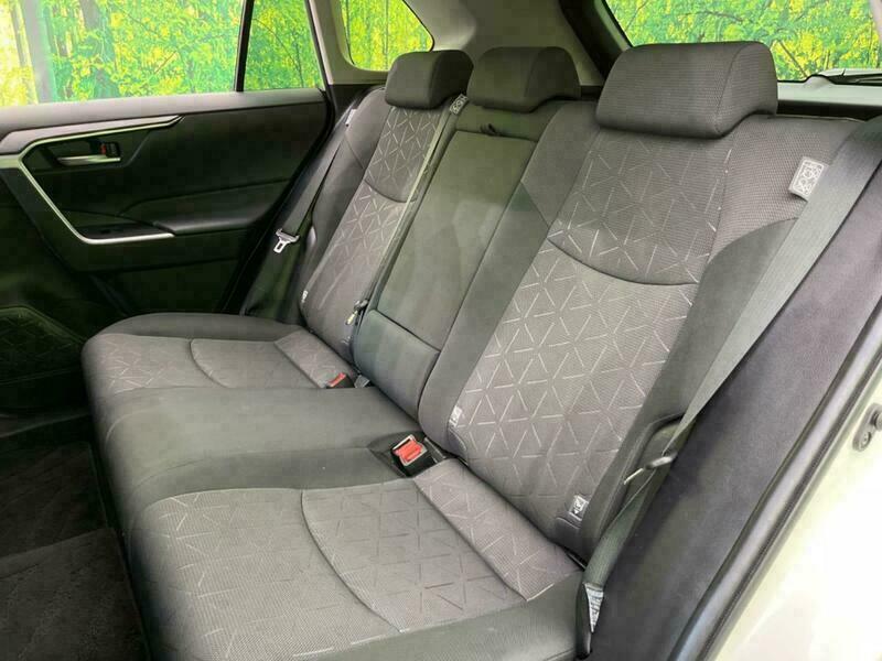 RAV4-4