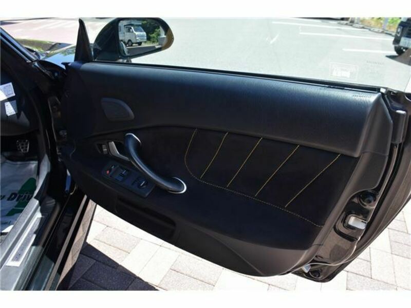 S2000