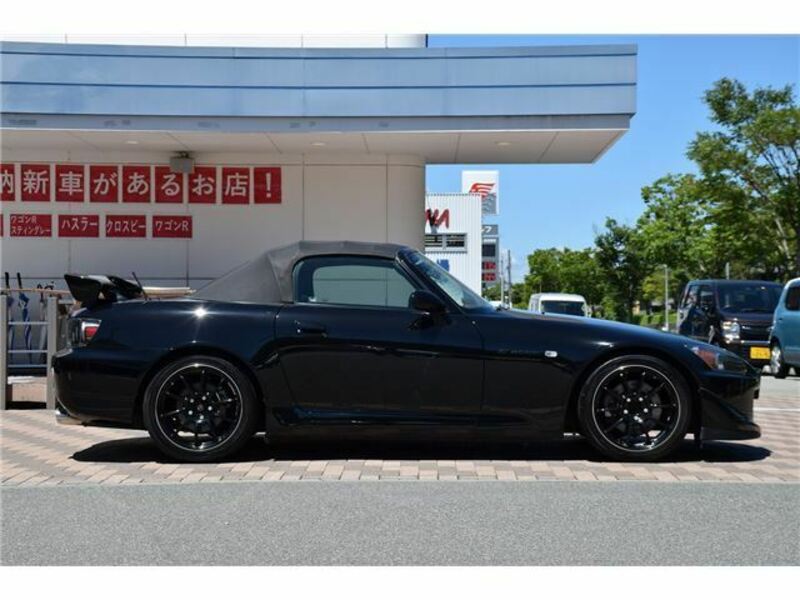 S2000