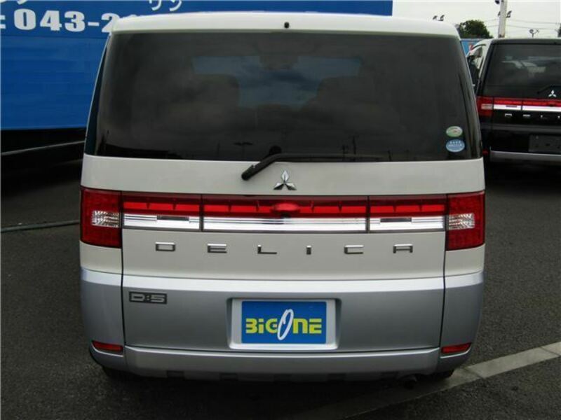 DELICA D5