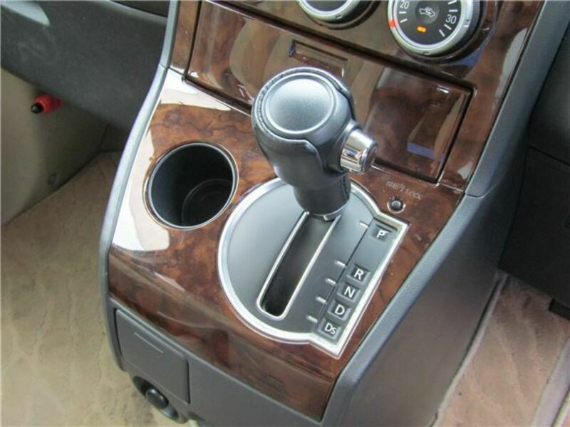 DELICA D5