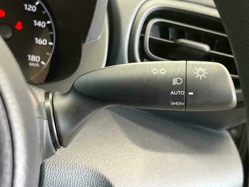 YARIS-28