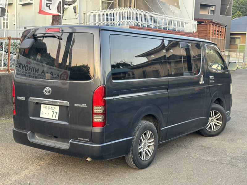 HIACE VAN