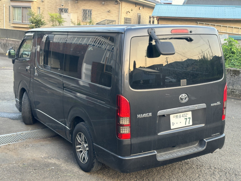 HIACE VAN