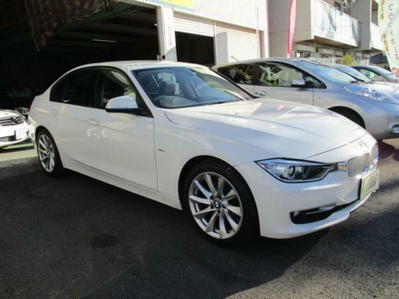BMW　3 SERIES