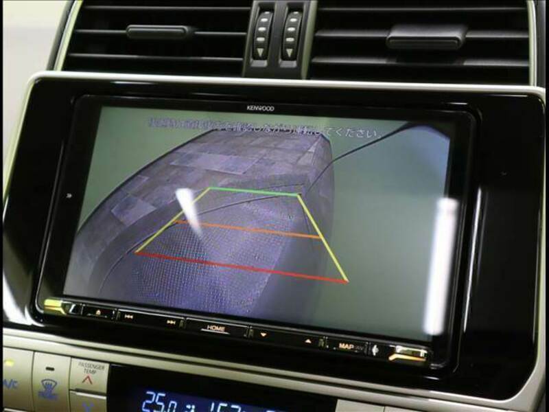 LAND CRUISER PRADO-4