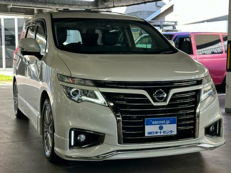 nissan elgrand pe52