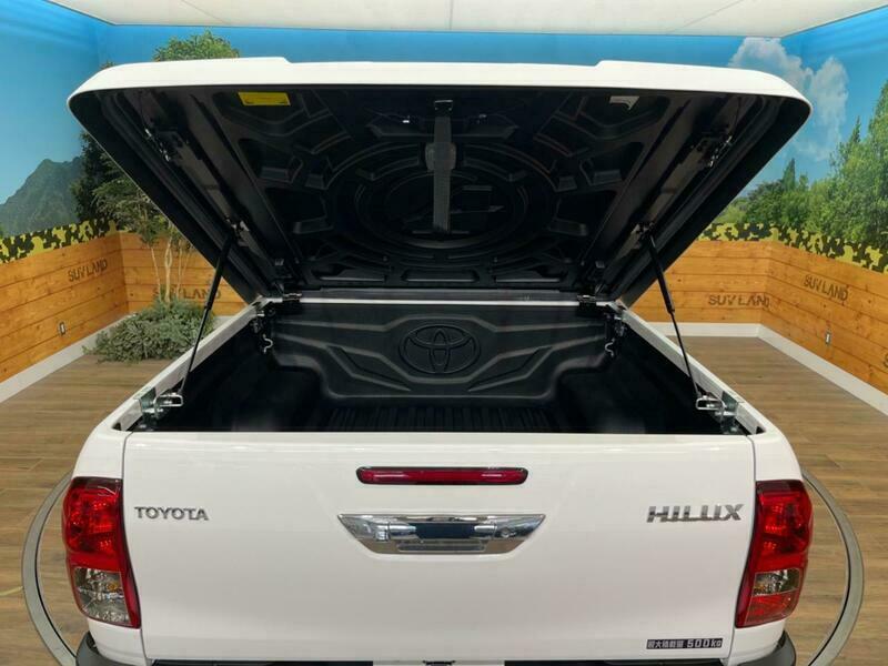 HILUX