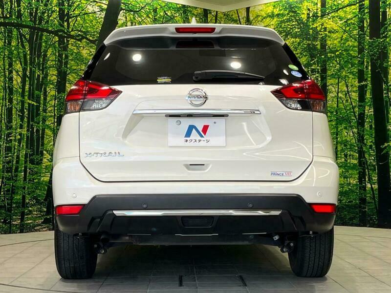 X-TRAIL-1