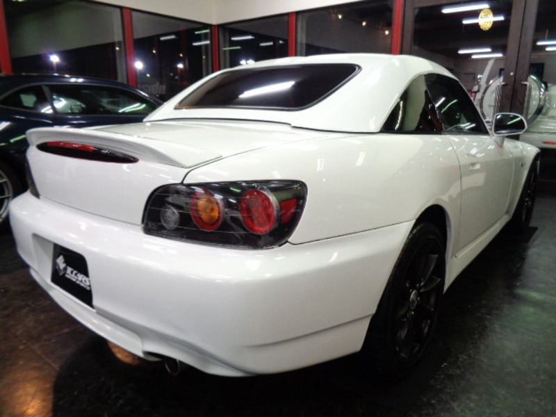 S2000