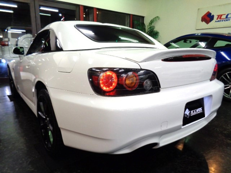 S2000