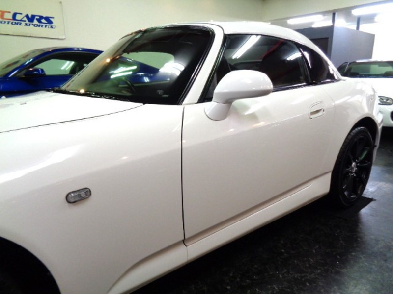 S2000