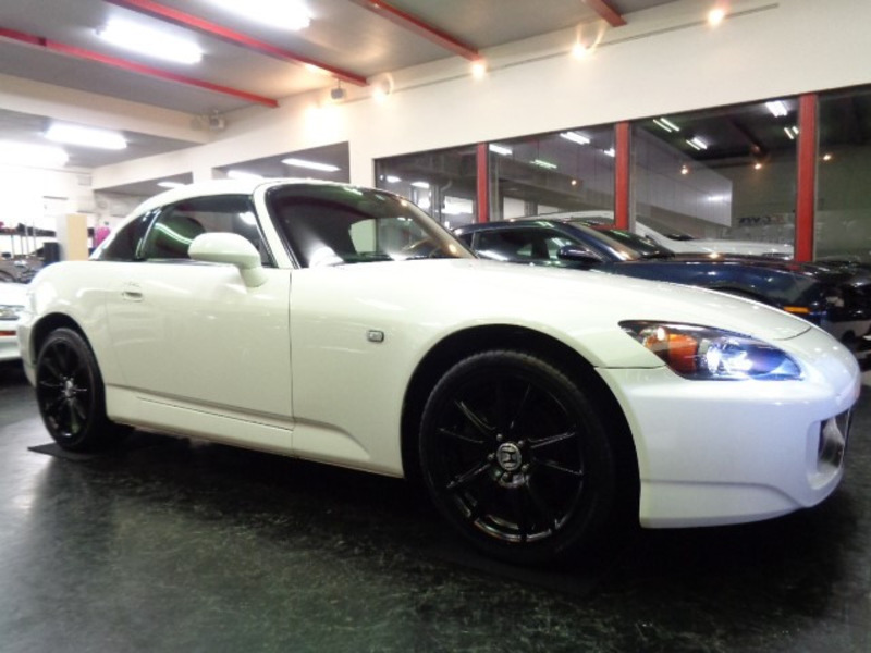 S2000