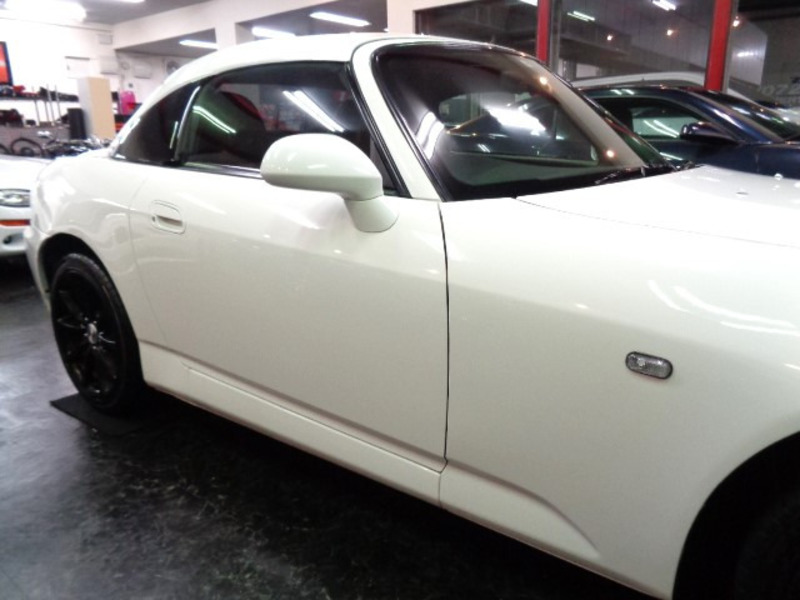 S2000