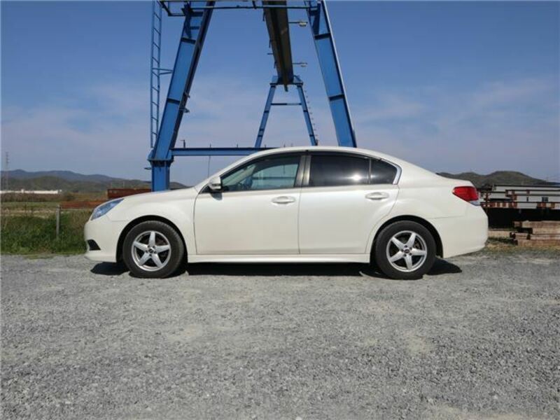 LEGACY B4