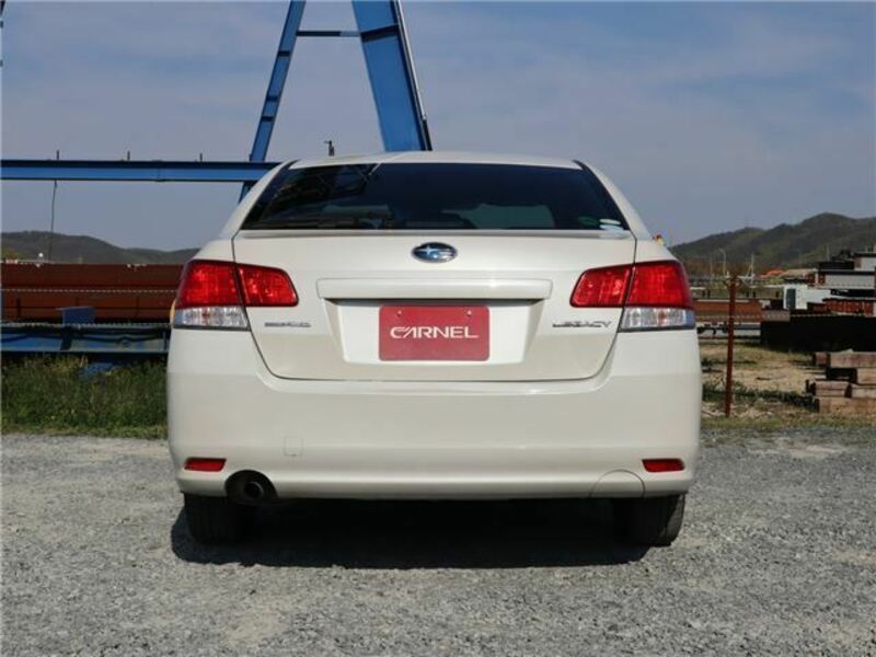 LEGACY B4