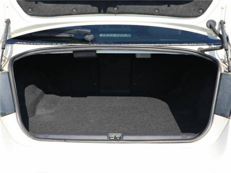 LEGACY B4