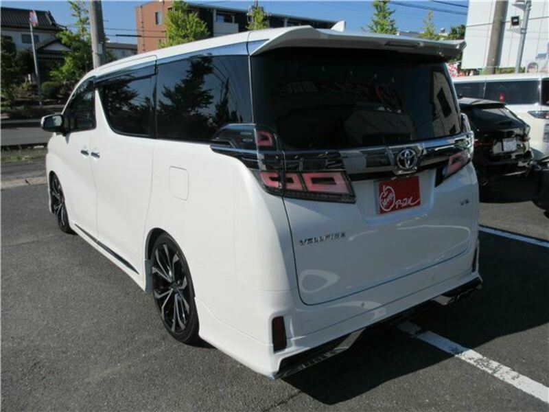 VELLFIRE