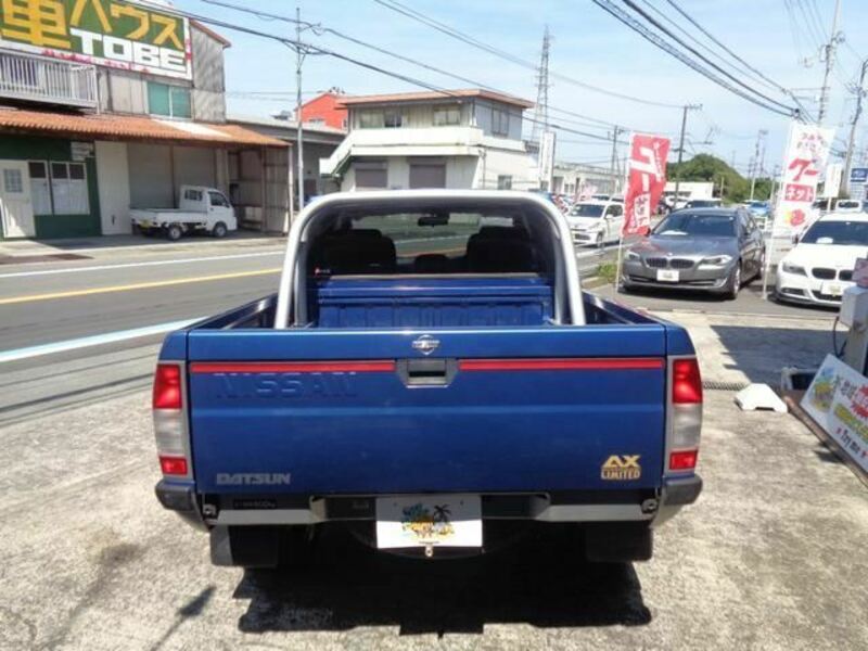DATSUN PICKUP