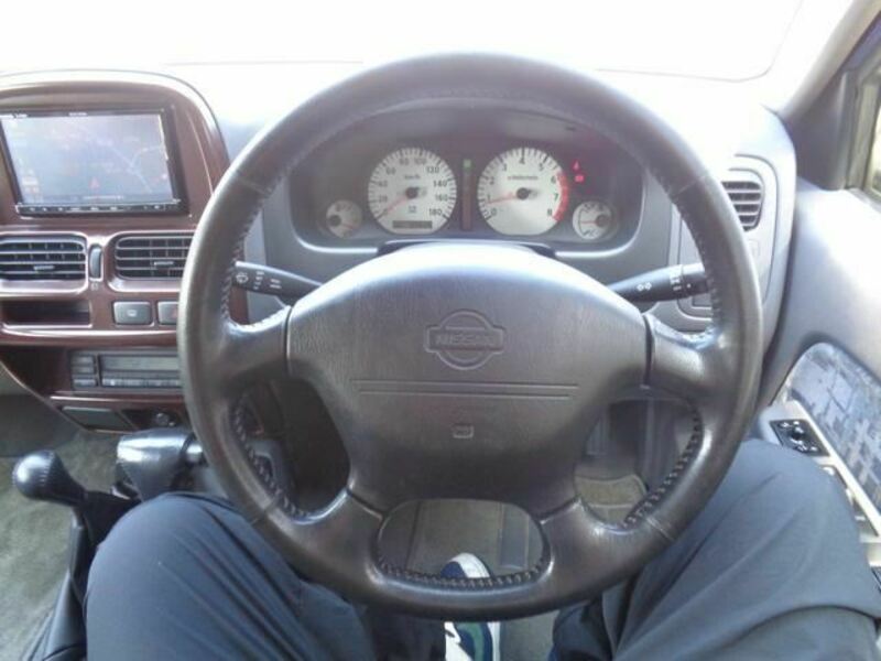 DATSUN PICKUP