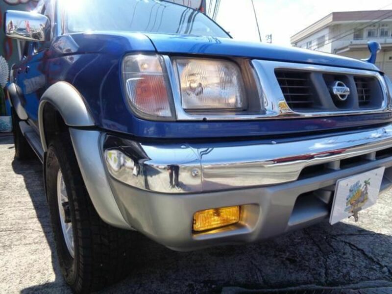 DATSUN PICKUP