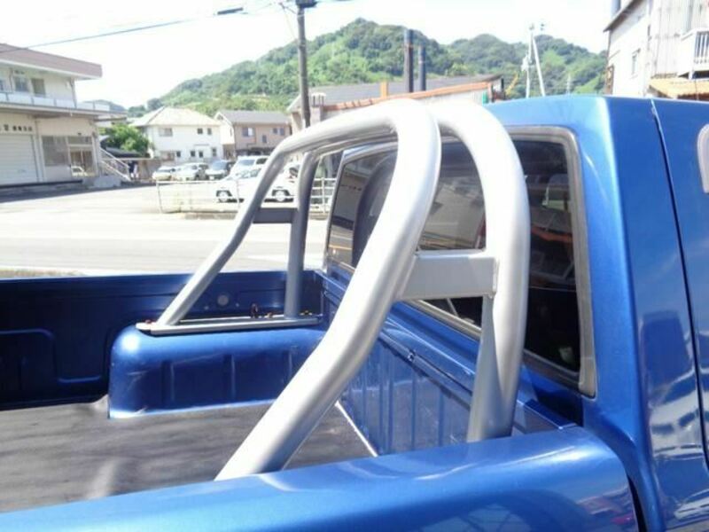 DATSUN PICKUP