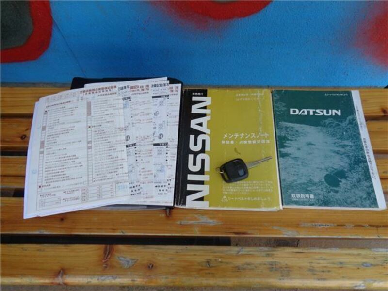 DATSUN PICKUP