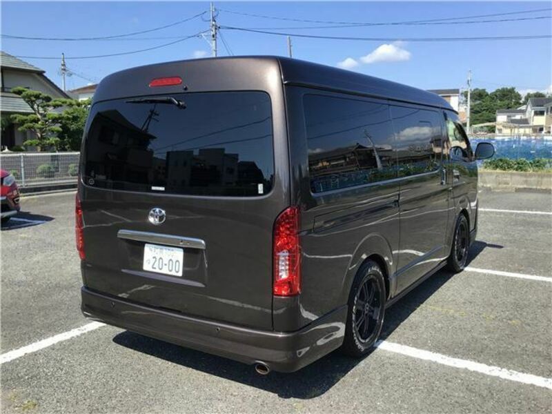 HIACE VAN