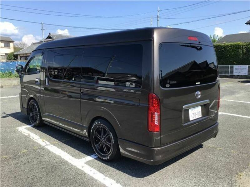 HIACE VAN