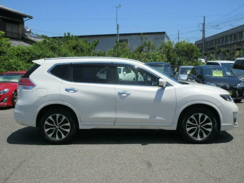 X-TRAIL-3