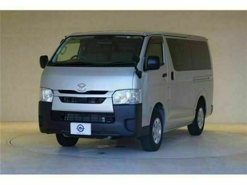 BONGO BRAWNY VAN-0