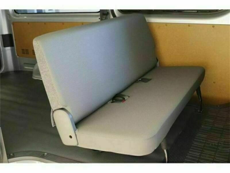 BONGO BRAWNY VAN