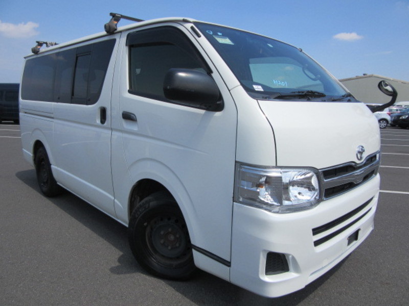 HIACE VAN