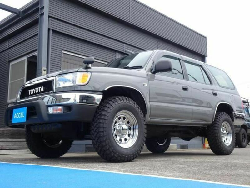 HILUX SURF