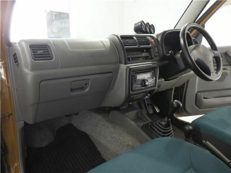 JIMNY-29