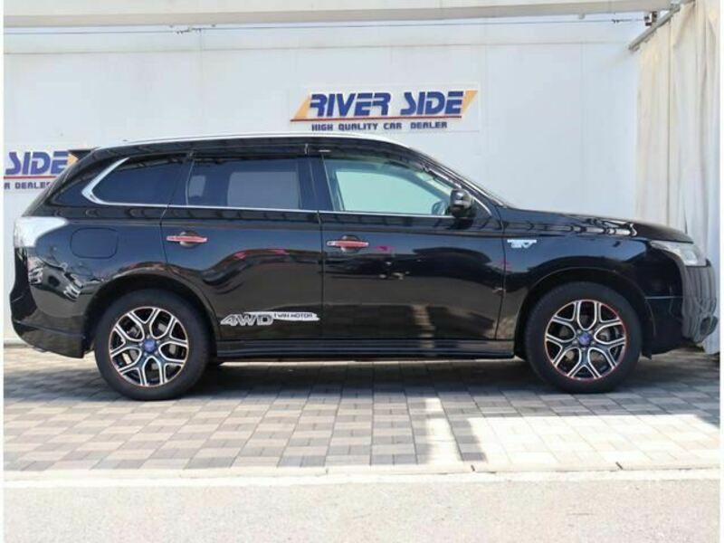 OUTLANDER PHEV