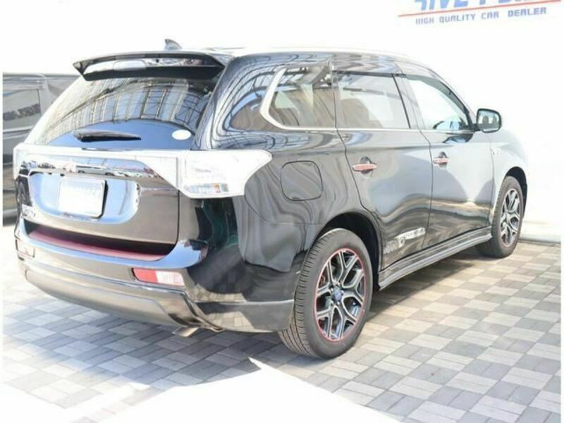 OUTLANDER PHEV